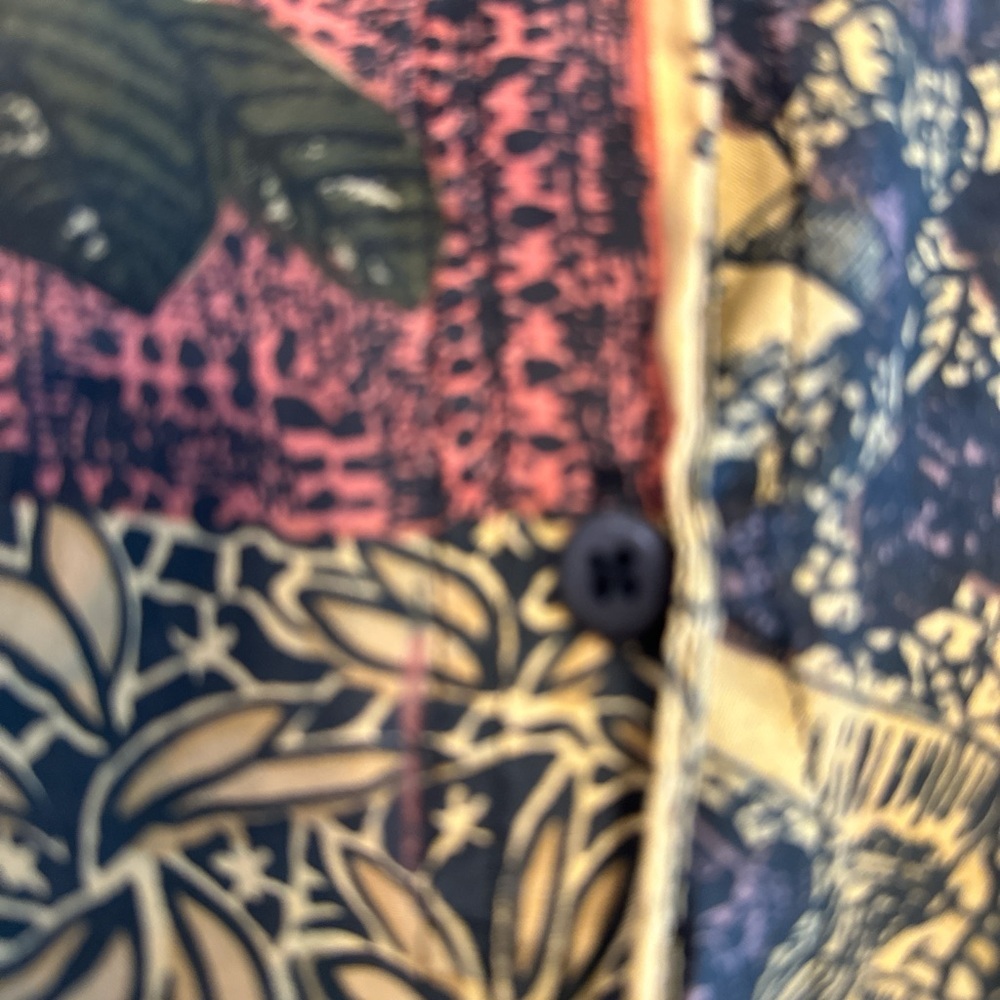 Express Vibrant Patterned Button Down Shirt - Picture 4 of 4